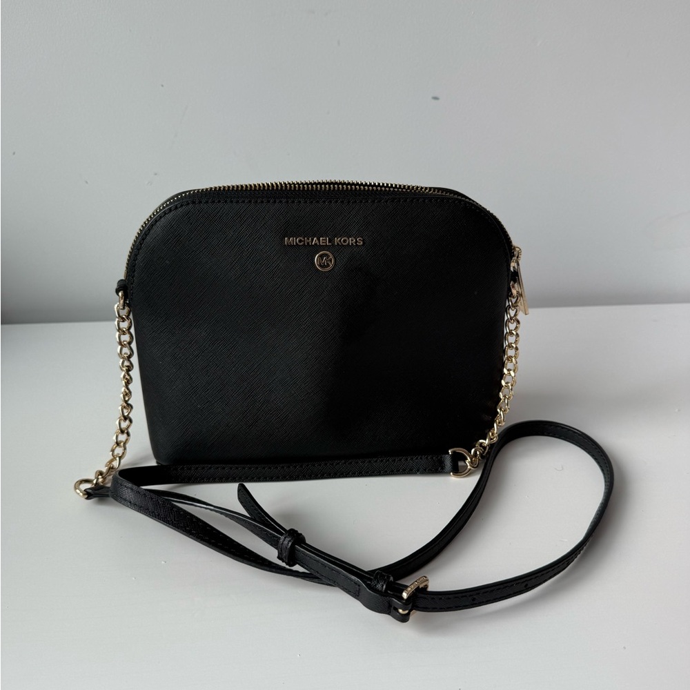 Michael Kors Elegant Black Crossbody Bag